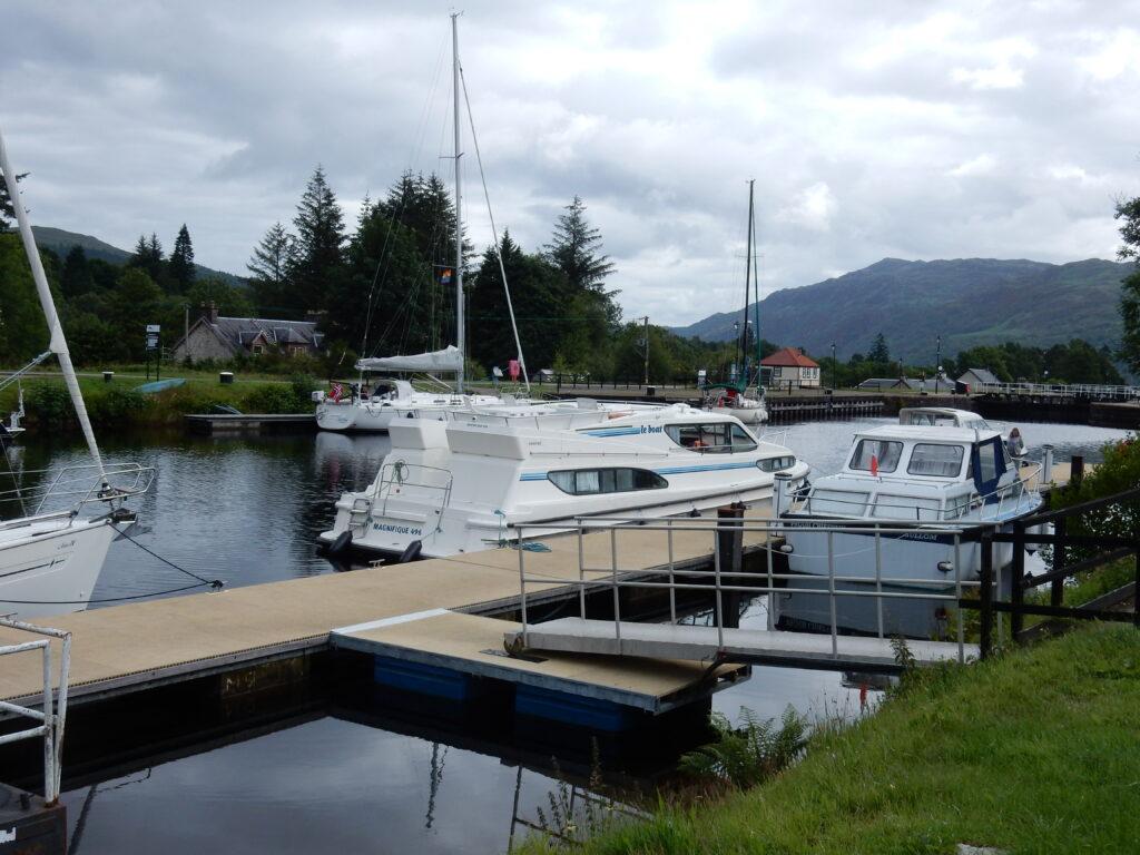 Le Boat Laggan